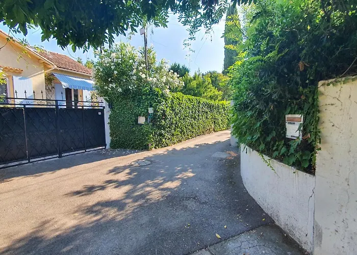 Studio 28M2 Avec Balcon, Tres Proche De La Mer