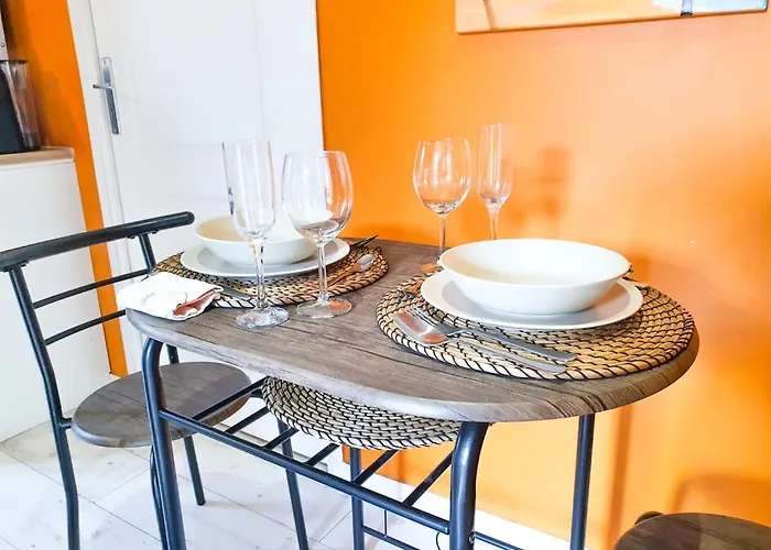 Studio 28M2 Avec Balcon, Tres Proche De La Mer