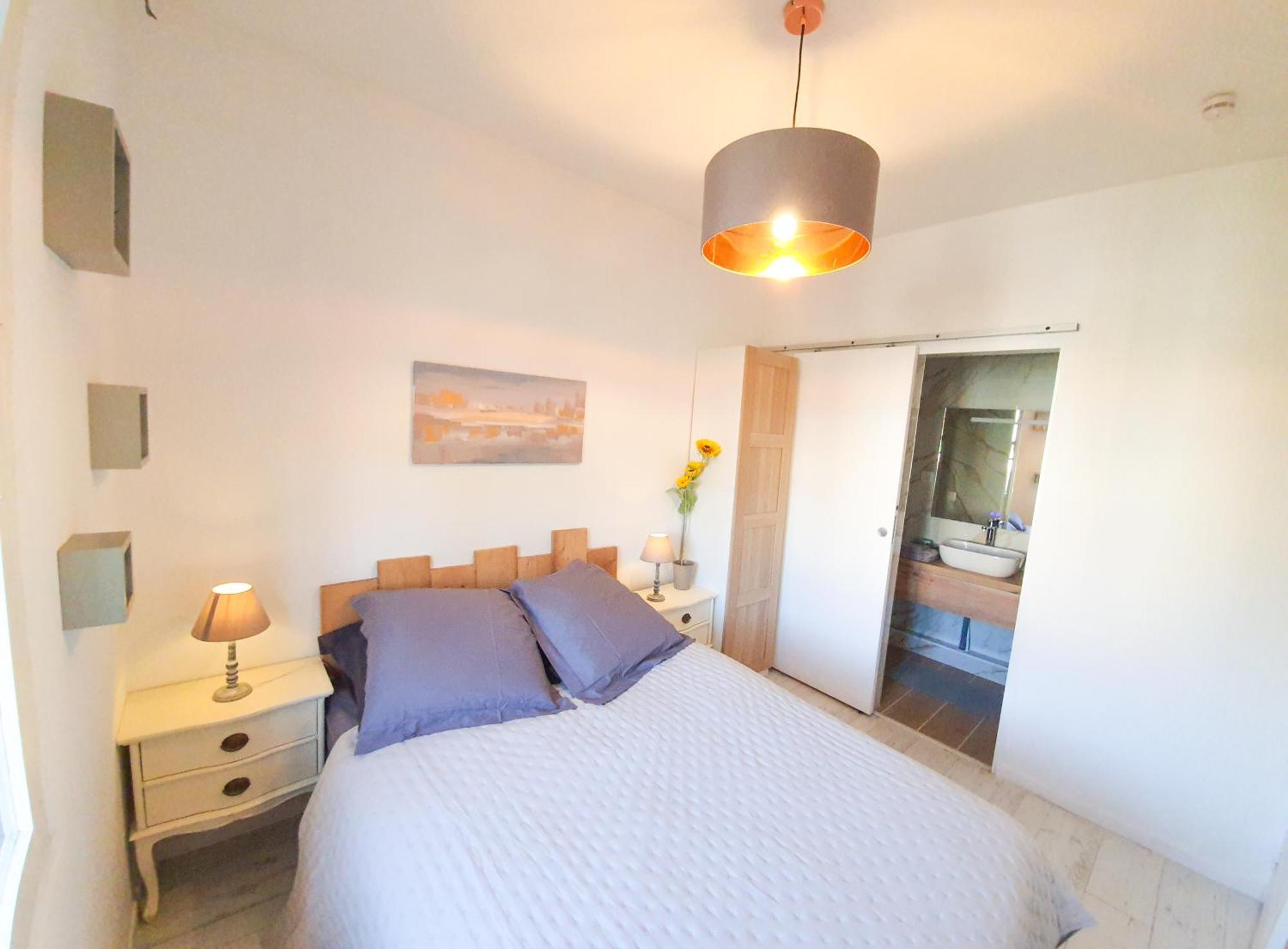 28m2 Avec Balcon, Tres Proche De La Saint-Laurent-du-Var